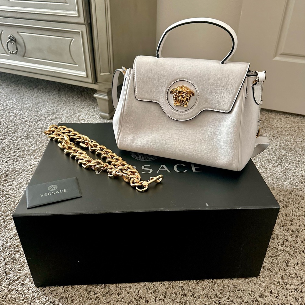 VERSACE - Picture 6 of 10